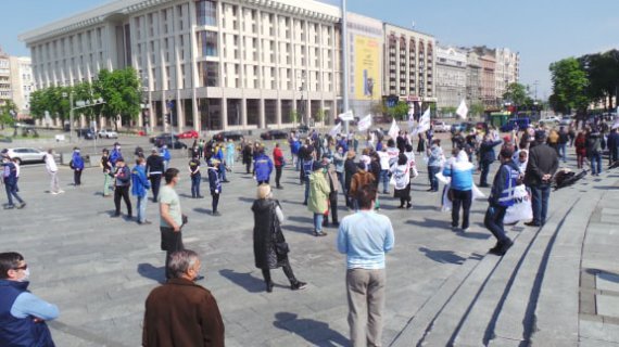Предприниматели устроили акцию протеста на Майдане Независимости. Фото: censor.net