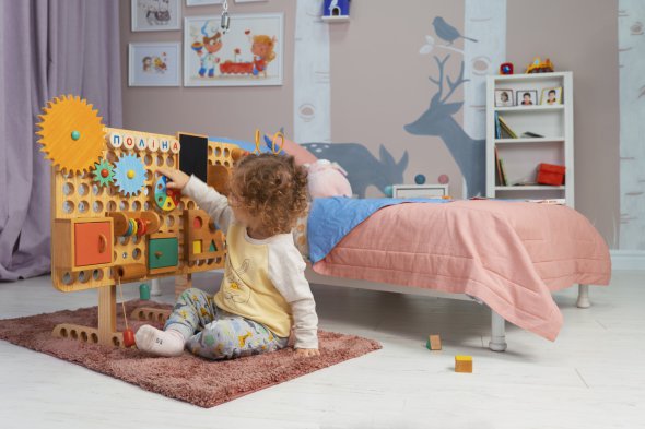 Інтернет-магазин Coolbaba Toys пропонує придбати модульні бізіборди з можливою заміною їх наповнення