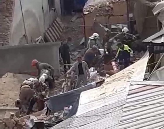 В Виноградове во время демонтажа обрушилось здание бывшего кинотеатра "Луч". Погиб мужчина