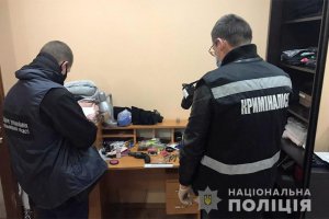 П'яний чоловік відкрив вогонь по поліцейських. Фото: Нацполіція