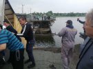 На Дніпропетровщині під вантажівкою обвалилася частина мосту