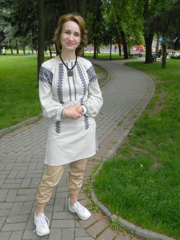 Анастасия Фомина: "Должен быть праздник вышитой сорочки, а не вышиванки"