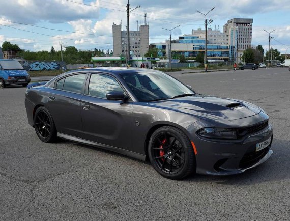 Dodge Charger SRT Hellcat