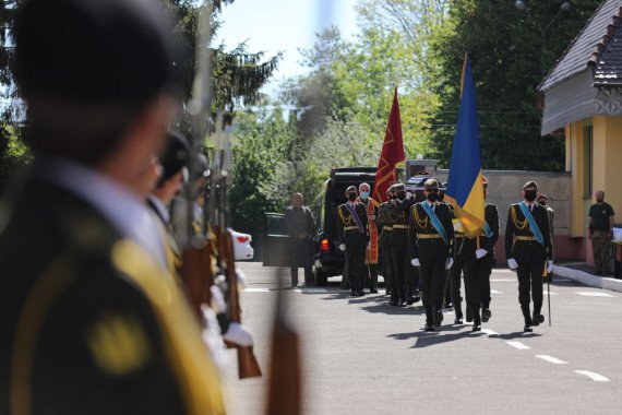 У Львові поховали десантника, який загинув 6 років тому. Фото: Львівська міська рада