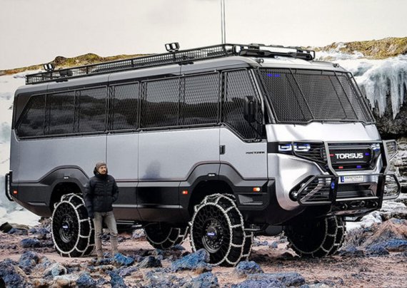 Український автобус Torsus Praetorian