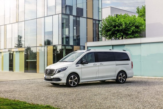 Електричний мікроавтобус Mercedes-Benz EQV 