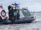 У Польщі знайшли мертвими двох заробітчан із України. Вони втопилися в озері дорогою з магазину