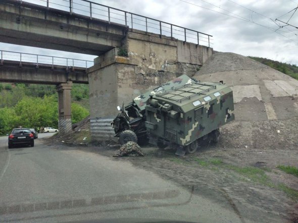 Авария произошла в селе Грушевка с участием грузовиков УРАЛ и ЗИЛ