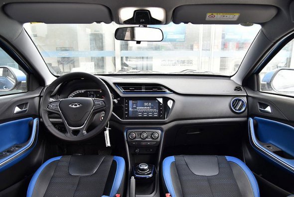 Салон Chery Tiggo 3XE