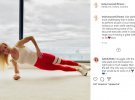 63-летняя австралийка Лесли Максвелл (Lesley Махвелл) с помощью упражнений поддерживает идеальное тело