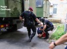 Задержание активистов полицией возле Шевченкового райсуда Киева