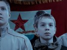 Дія фільму «Безсмертний» відбувається в Апатитах, промисловому містечку Мурманської області Російської Федерації, де колись був трудовий табір. Герої  – діти, які вступають в патріотичний рух "Юнармія. 