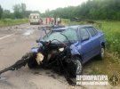 Поблизу селища Новоайдар в Луганській області  у ДТП за участі інспектора поліції скалічилися 9 людей