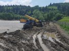 В Івано-Франківському районі через масштабні опади відбулися зсуви ґрунту