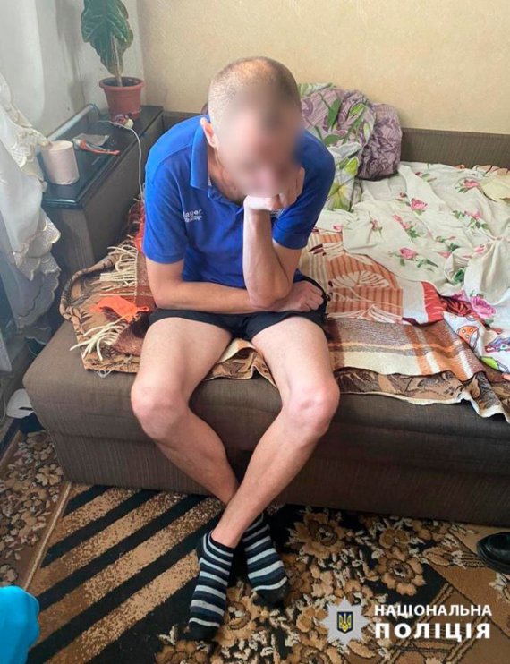 На Житомирщине задержали бывшего 37-летнего полицейского, который продавал наркотические и психотропные вещества у участка