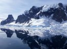 Учасники 24-ї української антарктичної експедиції поділилися світлинами з найпівденнішого материка