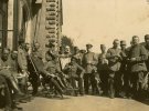 Военные отдыхали во дворце на Закарпатье во время войны