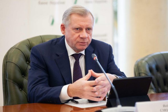 Глава правления Нацбанка Яков Смолий написал заявление об увольнении и передал его на рассмотрение президенту Владимиру Зеленскому.