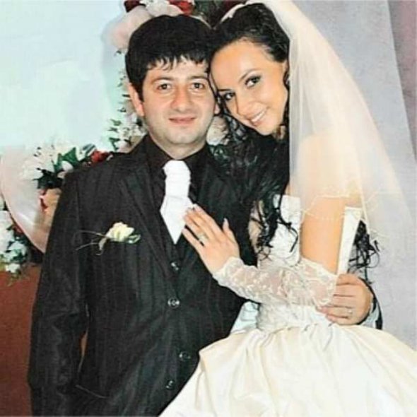 Михаил Галустян соединил две даты - свадьбы и день рождения жены