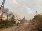 Лесной пожар в Луганской области вспыхнул 6 июля в лесном массиве и подобрался к поселкам