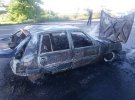На  Миколаївщині  на трасі  після зіткнення  спалахнули два автомобілі - Volkswagen jetta і "Славута".  Водій останнього згорів живцем