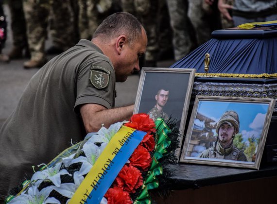 Сьогодні українці прощаються із загиблим військовим Матвіївим