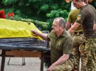 Сегодня украинцы прощаются с погибшим военным Матвиивым