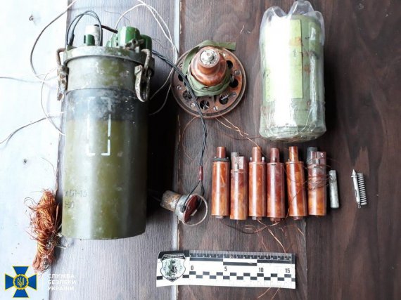 Взрывное устройство было установлено возле поселка Новотошкивка Попаснянского района