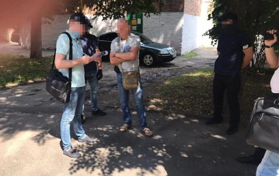 Правоохранителям удалось задержать злоумышленника с поличным. Фото: gp.gov.ua