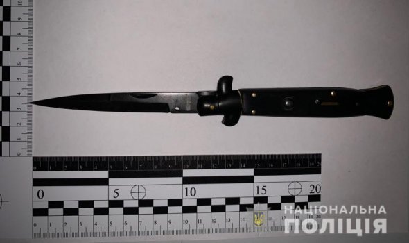 В Одессе 20-летний мужчина получил от прохожего нож в сердце, потому что отказался угостить его сигаретой