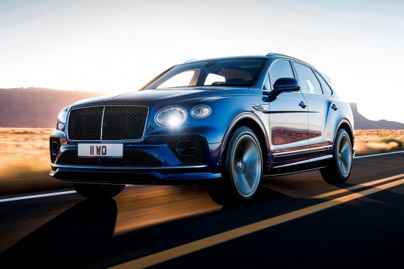 До "сотні" новий Bentley розганяється за 3,9 сек. і розвиває швидкість до 306 км/год.