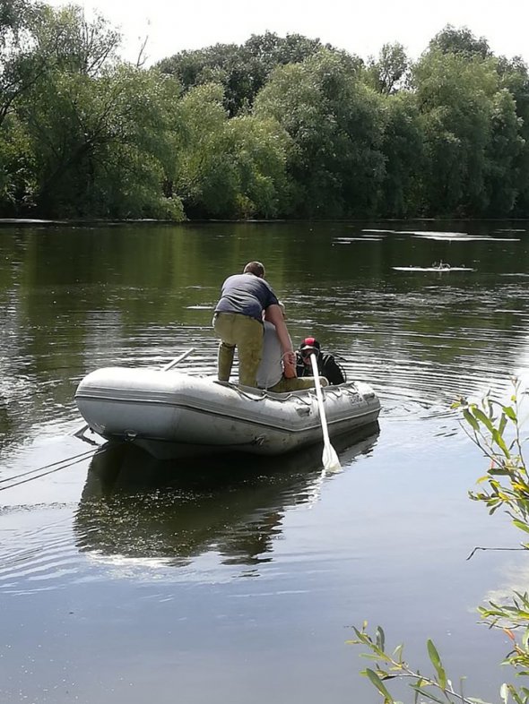 Потопельника виявили водолази