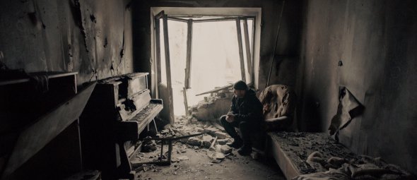 Андрій Римарук у фільмі ”Атлантида” грає військового, який повертається в рідні місця після звільнення Донбасу від окупантів. Після закриття металургійного комбінату шукає іншу роботу в спустошеному війною регіоні