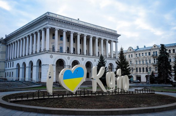 Торжества начнутся поднятием самого большого флагштока Украины