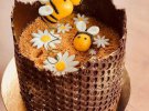 Рецепт карамельного медовика: як оригінально прикрасити торт