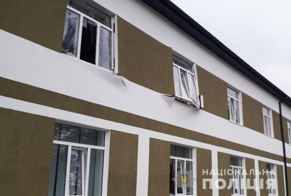 На территории 169-го Учебного центра "Десна" в одном из общежитий взорвалась граната. Погиб военный, еще т