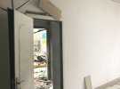 На території 169-го Навчального центру "Десна" в одному з гуртожитків вибухнула граната. Загинув військовий, ще троє людей постраждали. Серед них - цивільна дівчина