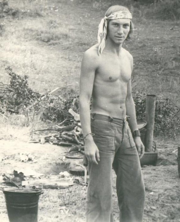 Ігор Козловський під час археологічних розкопок  у Харківській області в 1976 році