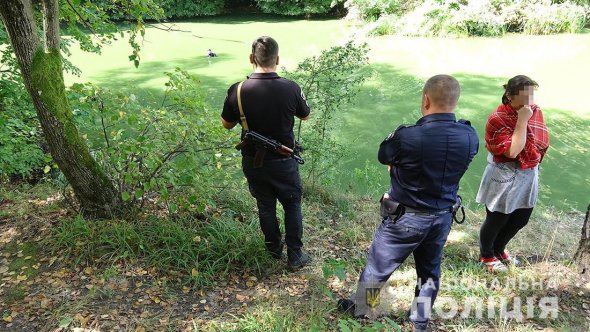 В Житомирской области во время рыбалки 50-летний мужчина исчез вместе с авто