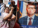 Протестуючі скандували "Путін, випий чаю, Хабаровськ пригощає!". Несли плакати "Геть репресії" та "Наш вибір - наш Фургал".