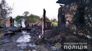 На Черниговщине в результате пожара сгорел дом многодетной семьи. Погибли отец семейства и 2-летняя девочка