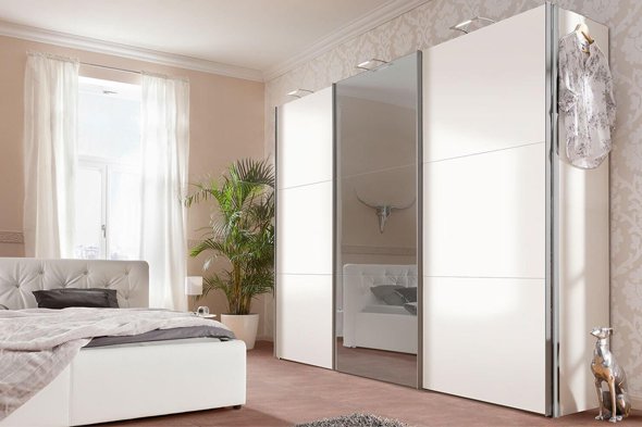 Не виходячи з дому можна підібрати шикарний варіант шафи, відвідавши інтернет-магазин TABURETKA.UA