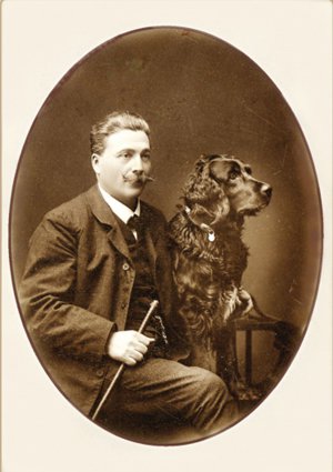 Панас Саксаганський мав талант коміка. Грав Возного в ”Наталці Полтавці” Івана Котляревського, Бонавентура — у п’єсі ”Сто тисяч” Івана Карпенка-Карого, Голохвостого — у ”За двома зайцями” Михайла Старицького. 1890 року очолив власну трупу. Першим в українському театрі почав створювати партитури ролей і вистав. Запровадив систему попередньої роботи над роллю