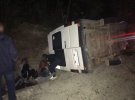 В Черновицкой области столкнулись иномарка и микроавтобус с пассажирами. Один человек погиб, еще 12 - травмированы