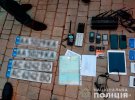 Николаевские оперативники провели спецоперацию по одновременным задержанием похитителей авто в Киевской области и Одессе. Их подозревают в шести угонам