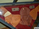 Льотний шолом (1910-1914 рр) та рукавиці (зразка 1907 р.) четаря летунського полку УГА Миколи Сєрікова