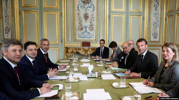 Встреча Зеленского с Макроном. Париж, 12 апреля 2019 года.