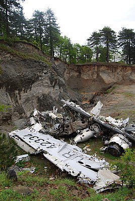 Як-42 української авіакомпанії "Аеросвіт" врізався у схил гори Пенте-Пігадія за 72 км від грецьких Салонік. Загинули всі 62 пасажири та 8 членів екіпажу