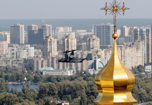 23 сентября над Киевом - мимо Арки Дружбы народов и вдоль Днепра - пролетели два конвертоплана Osprey CV-22 Сил спецопераций США. Участвовали в учениях Rapid Trident 2020