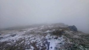На горі Піп Іван випав перший сніг. Фото: Укргідрометцентр